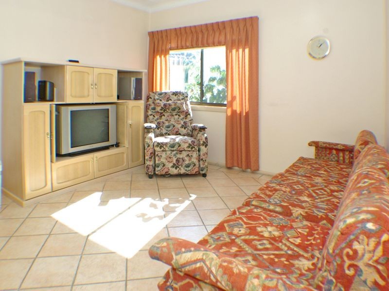 10 Pambula Avenue, Revesby NSW 2212