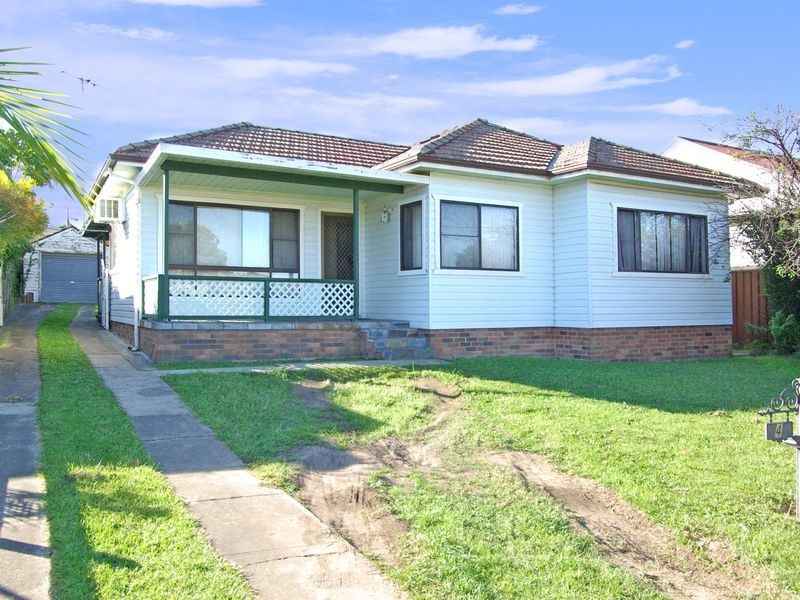 4 Bishop Street, Revesby NSW 2212