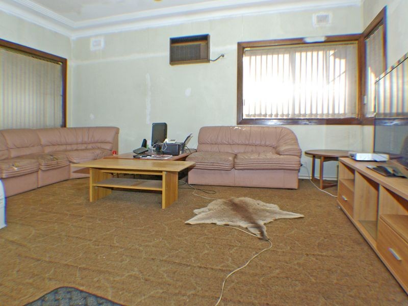 4 Bishop Street, Revesby NSW 2212