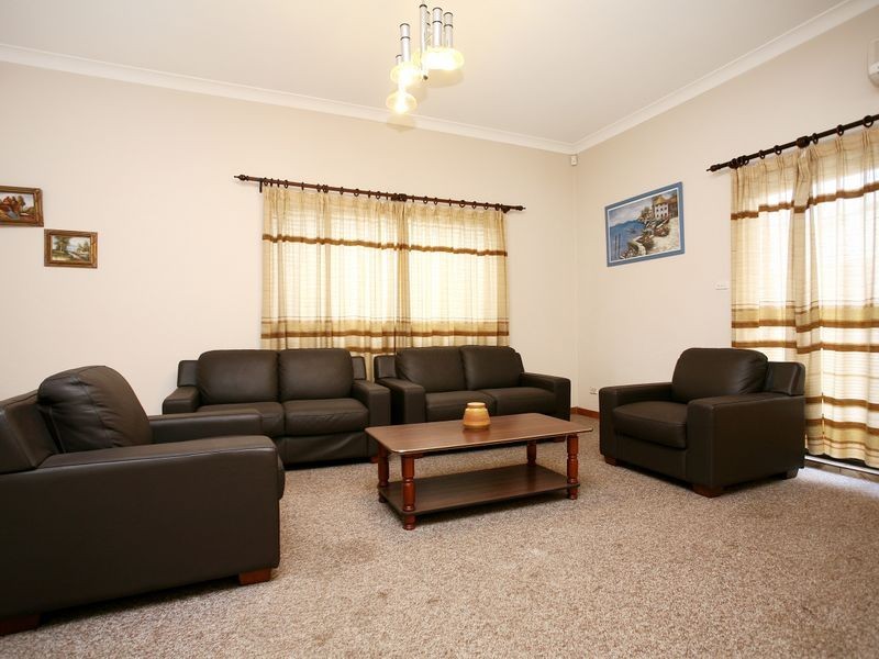 20 Chertsey Avenue, Bankstown NSW 2200