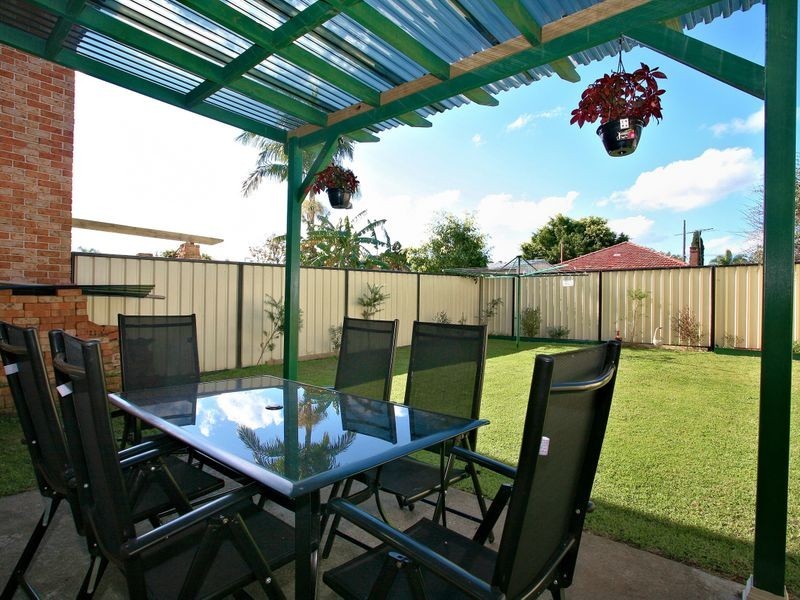 27A Carew Street, Padstow NSW 2211