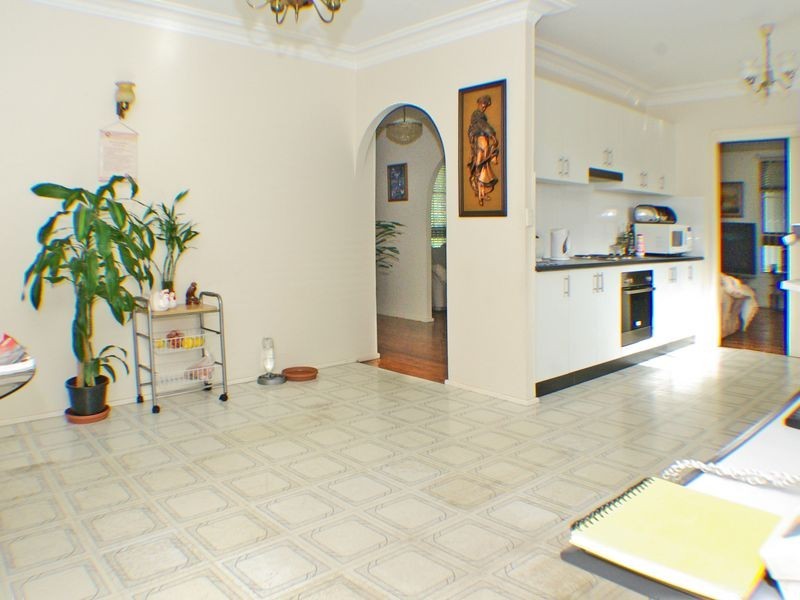 8 Lemnos Avenue, Milperra NSW 2214