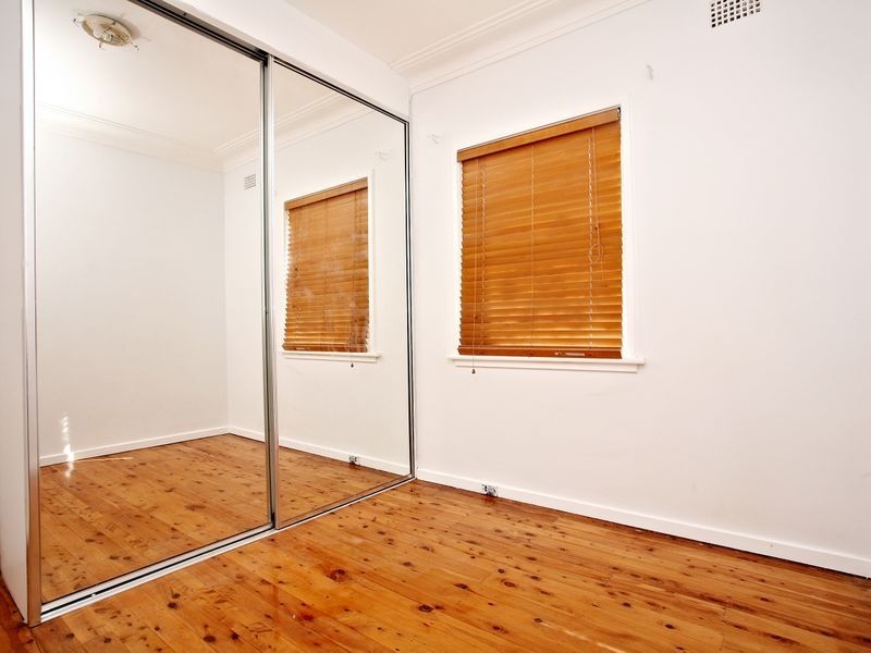 15 Lumeah Avenue, Punchbowl NSW 2196