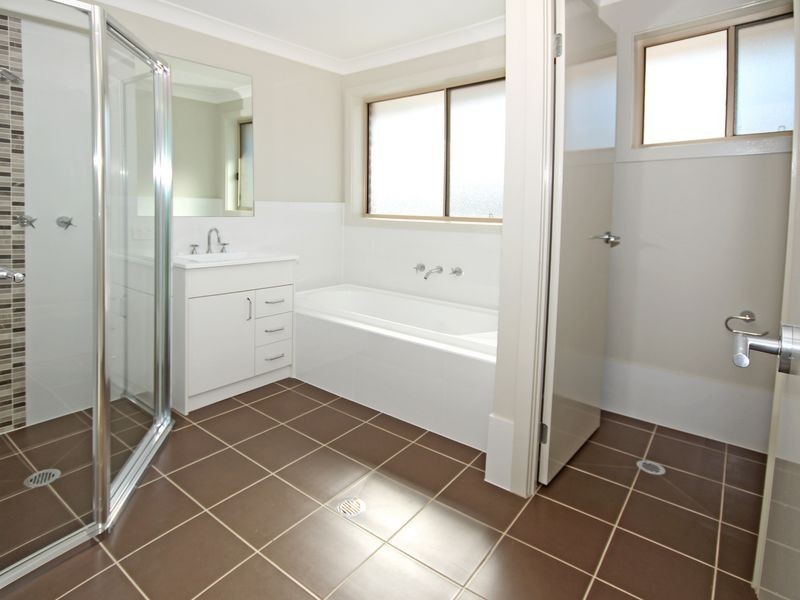 41 Fromelles Avenue, Milperra NSW 2214