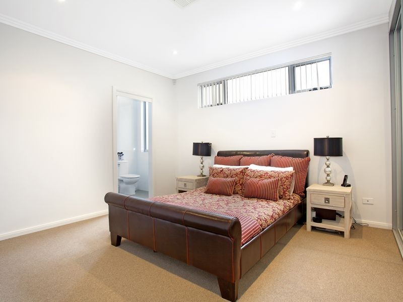 9 Burtenshaw Street, Panania NSW 2213