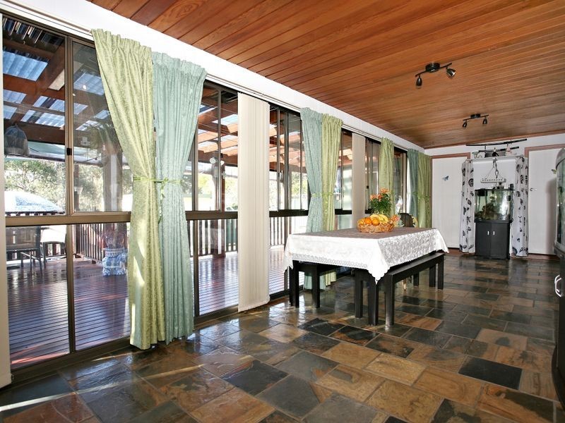 92 Thomas Street, Picnic Point NSW 2213