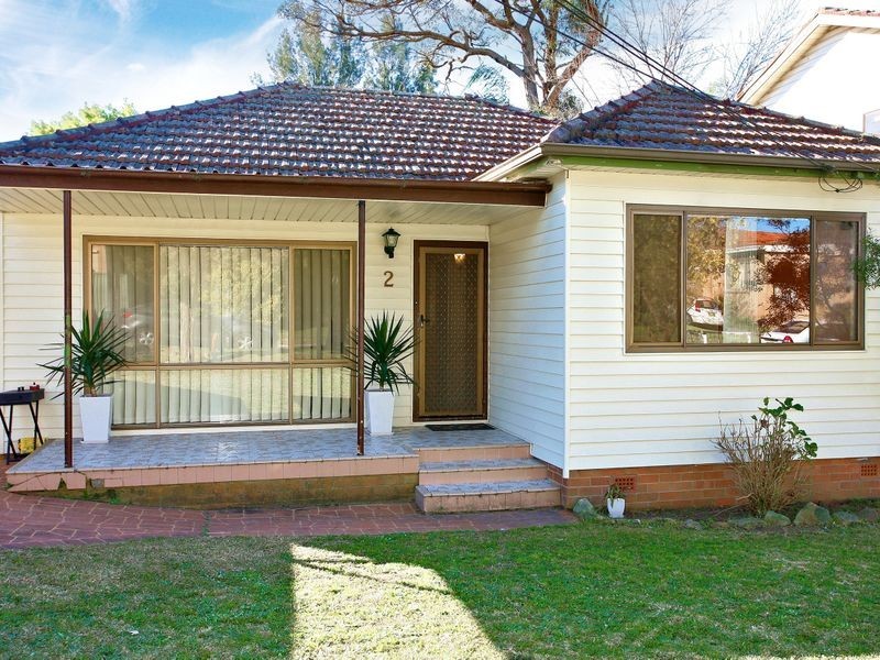 2 Tallawarra Avenue, Padstow NSW 2211