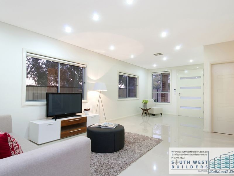 31 Freda Street, Picnic Point NSW 2213
