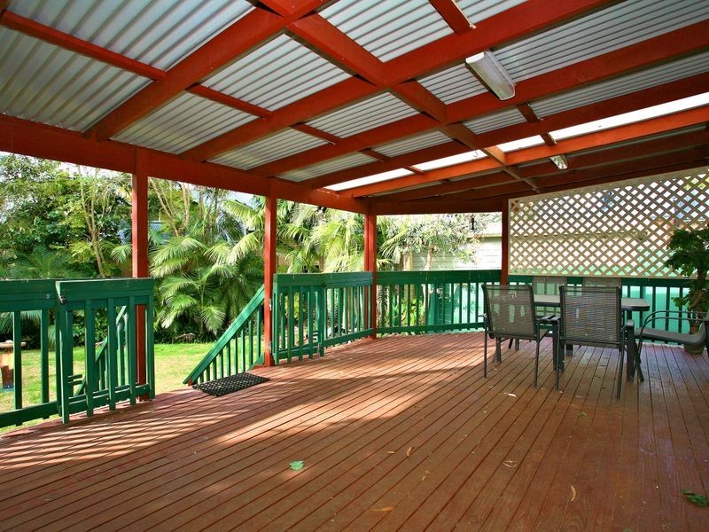 699 Henry Lawson Drive, East Hills NSW 2213