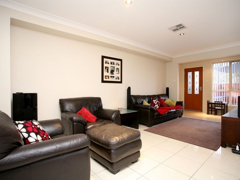 1 Lorraine Avenue, Padstow Heights NSW 2211