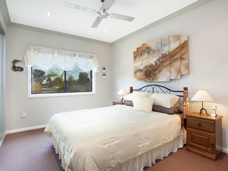 3A Apex Avenue, Picnic Point NSW 2213