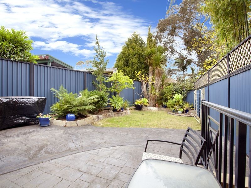 3A Apex Avenue, Picnic Point NSW 2213
