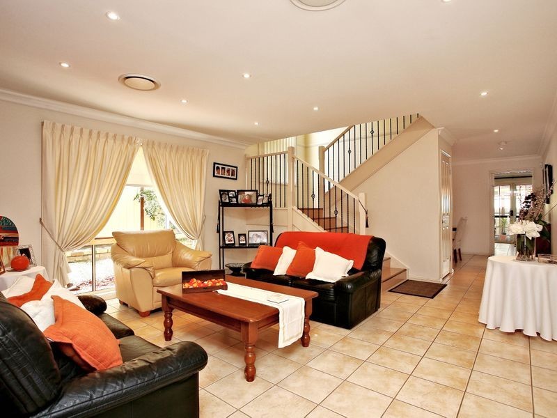 55 Henry Lawson Drive, Peakhurst NSW 2210