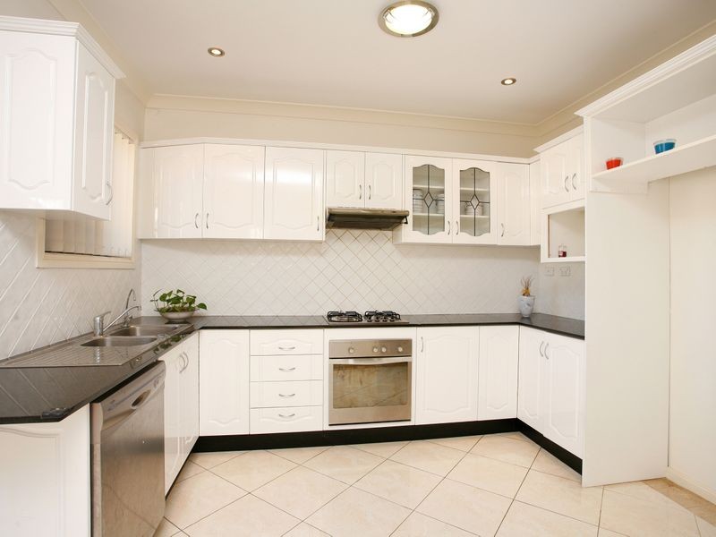65 Thomas Street, Picnic Point NSW 2213