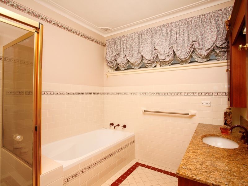 54 Valley Road, Padstow Heights NSW 2211