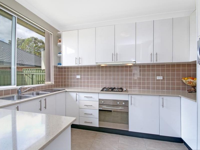 2/83 Davies Road, Padstow NSW 2211