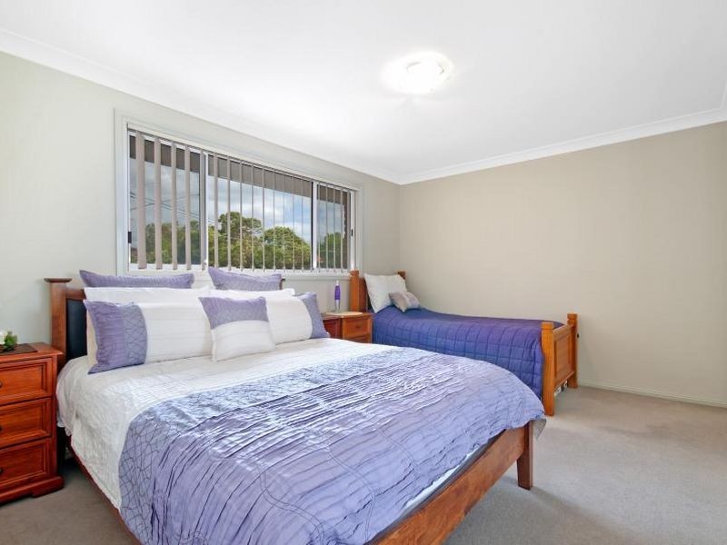 2/83 Davies Road, Padstow NSW 2211