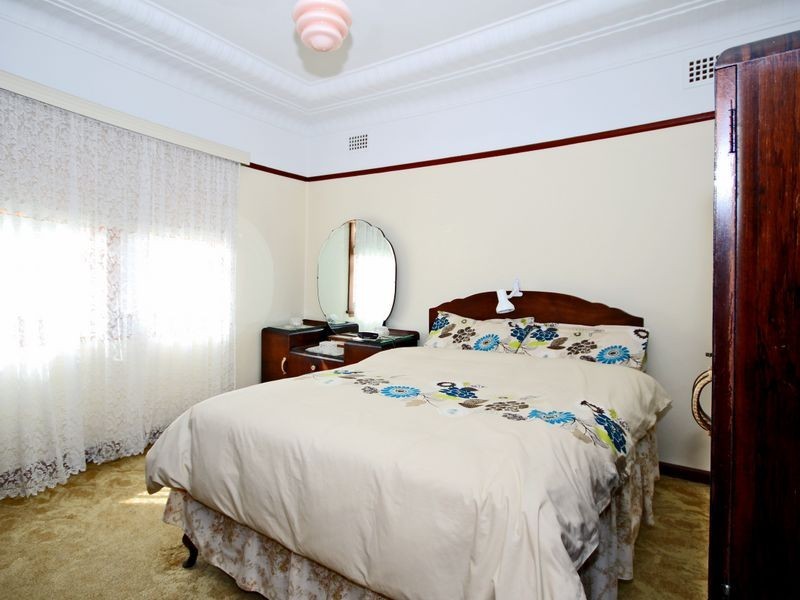 19 Hardy Avenue, Riverwood NSW 2210