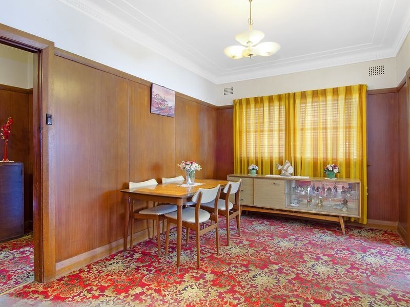 23 Monie Avenue, East Hills NSW 2213