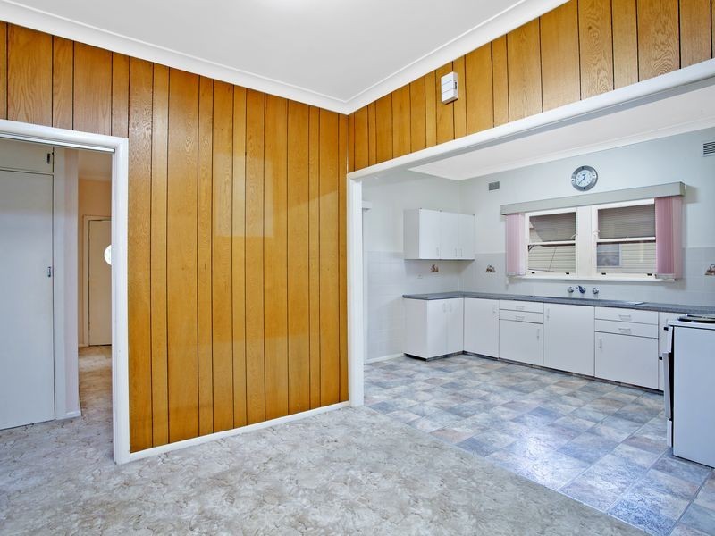 42 Morotai Road, Revesby Heights NSW 2212