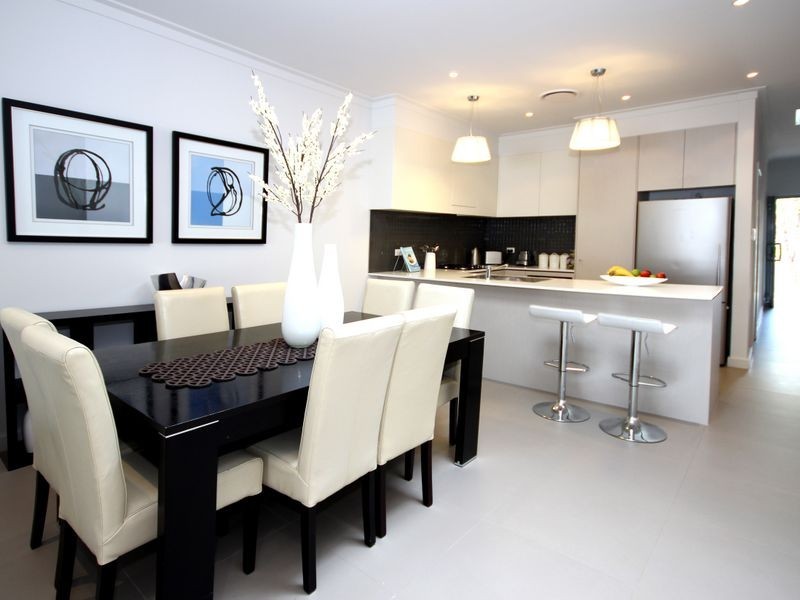 2/32 Eddie Avenue, Panania NSW 2213