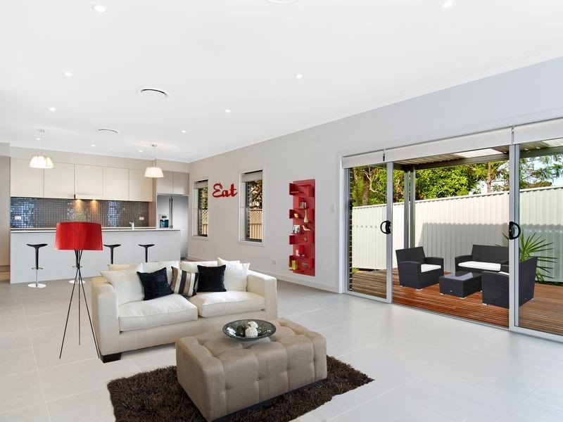 3/32 Eddie Avenue, Panania NSW 2213