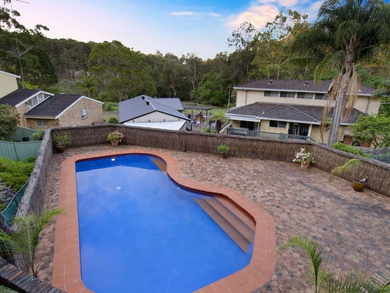 3 Murdock Crescent, Lugarno NSW 2210