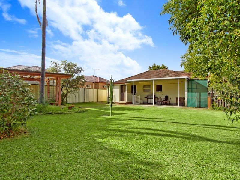 41 Wall Avenue, Panania NSW 2213