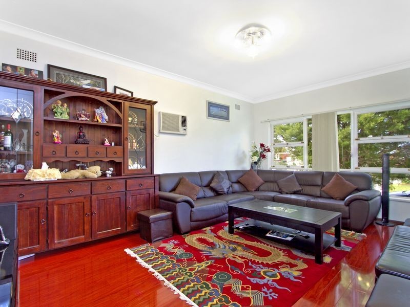 41 Wall Avenue, Panania NSW 2213