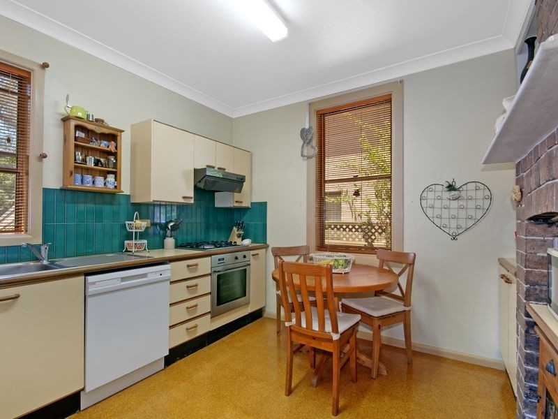 76 Botany Street, Carlton NSW 2218