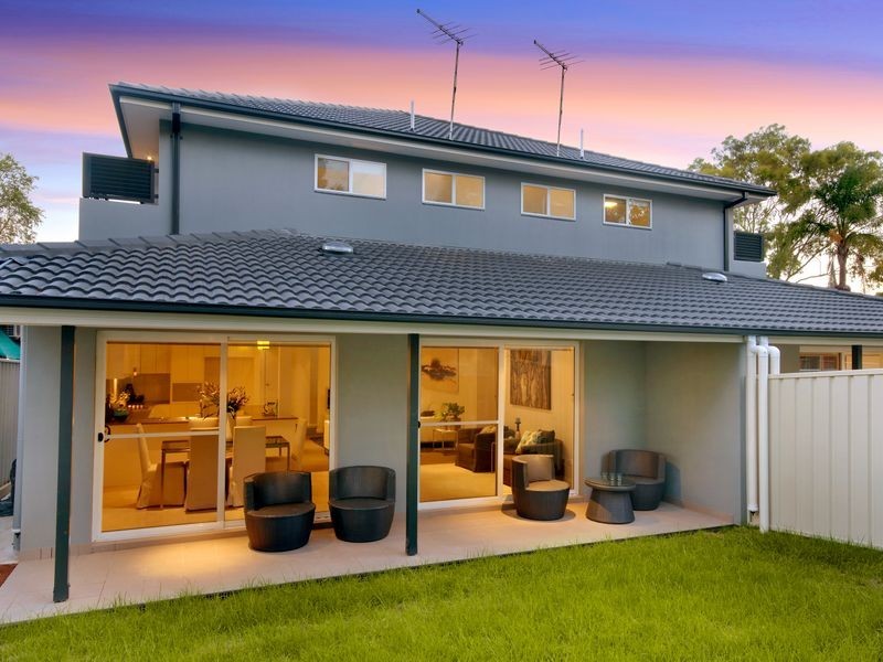 16A Mae Crescent, Panania NSW 2213