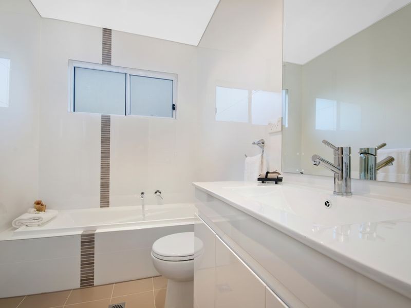 16A Mae Crescent, Panania NSW 2213