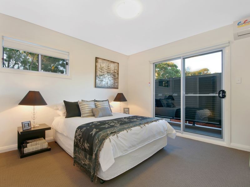 16A Mae Crescent, Panania NSW 2213