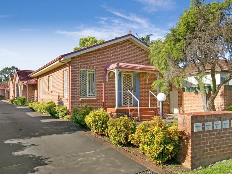 1/12 Ferndale Road, Revesby NSW 2212