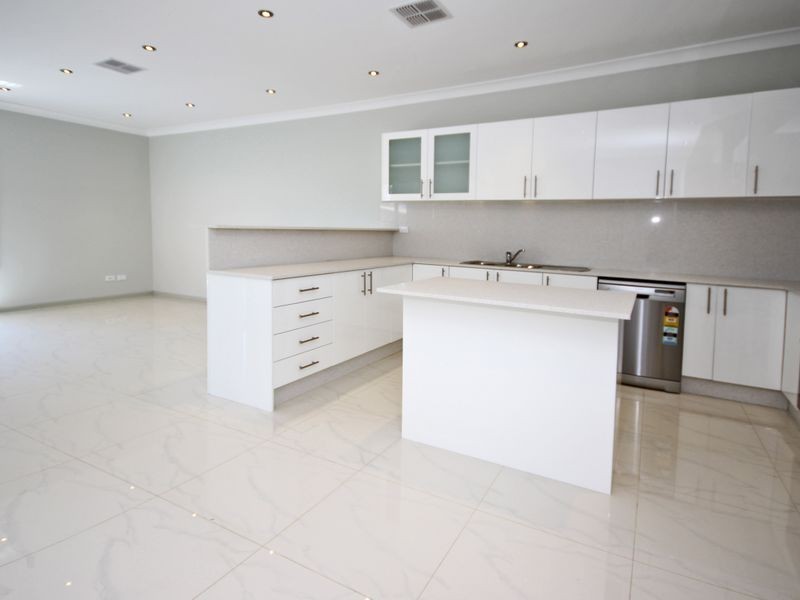 52A Sphinx Avenue, Revesby NSW 2212