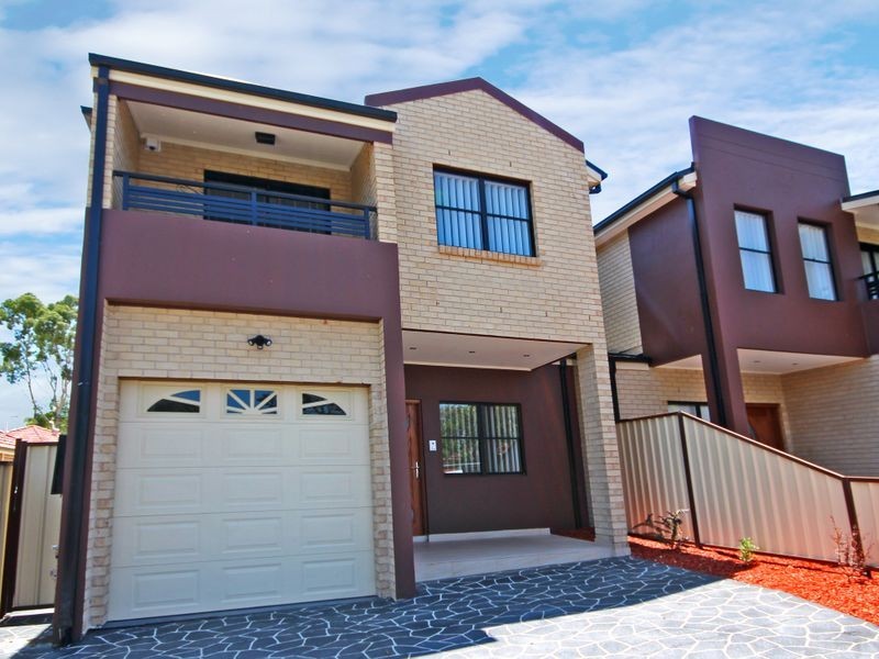 52A Sphinx Avenue, Revesby NSW 2212