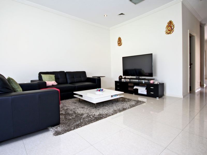 13 Creswell Street, Revesby NSW 2212