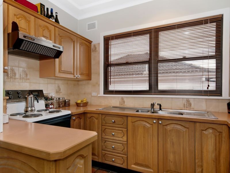 2 Burtenshaw Street, Panania NSW 2213