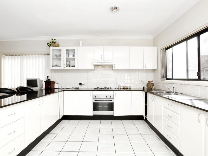 16a Atkinson Avenue, Padstow NSW 2211