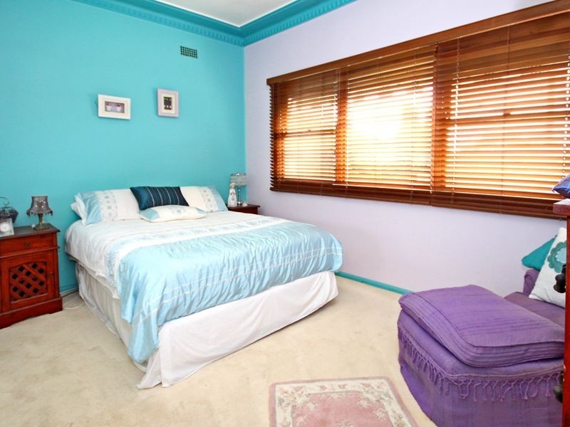 24 Sandakan Road, Revesby Heights NSW 2212