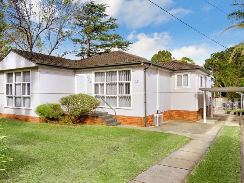 13 Apex Avenue, Picnic Point NSW 2213