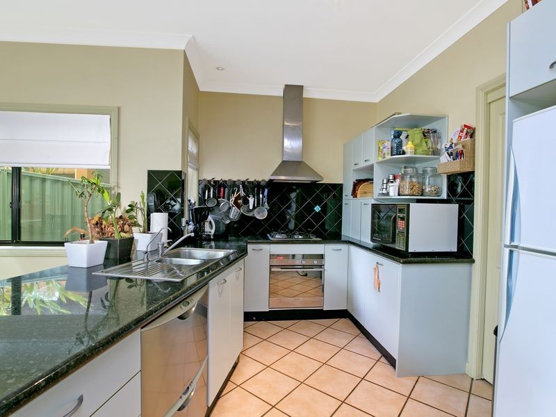 8 Carinya Road, Picnic Point NSW 2213