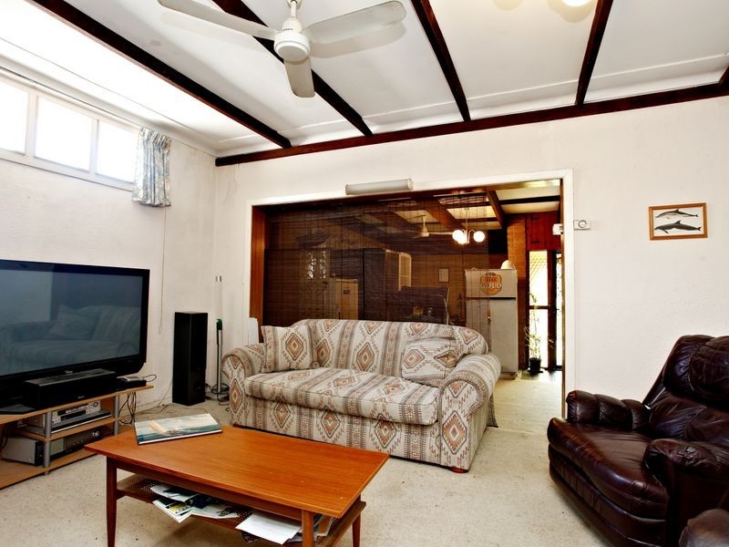 22 Taloma Street, Picnic Point NSW 2213