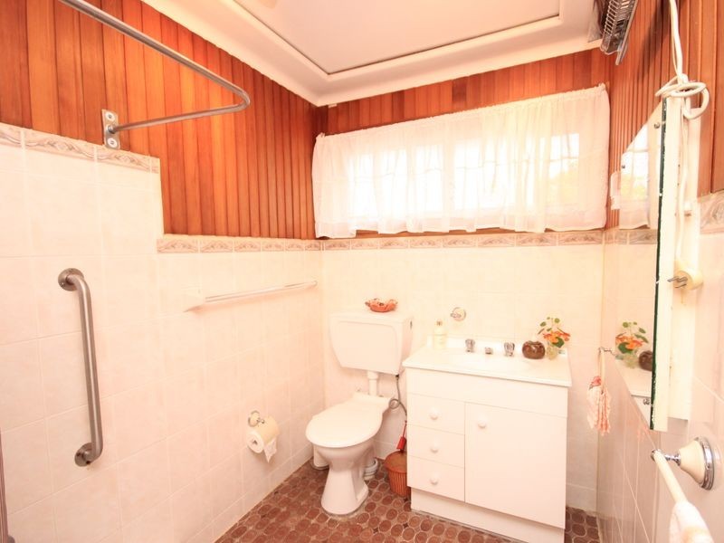 8 Welling Place, Mount Pritchard NSW 2170