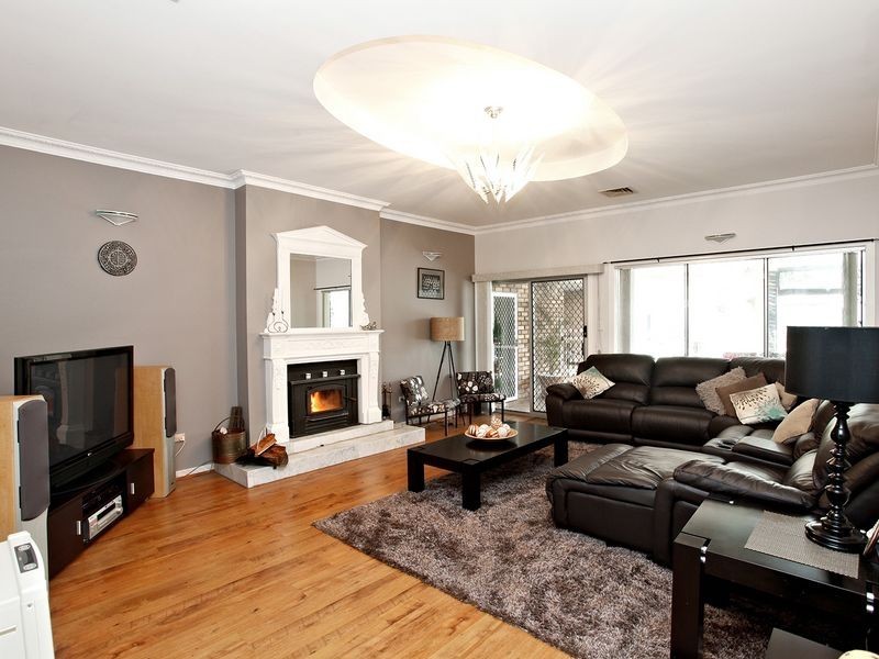 14 Kennedy St, Panania NSW 2213