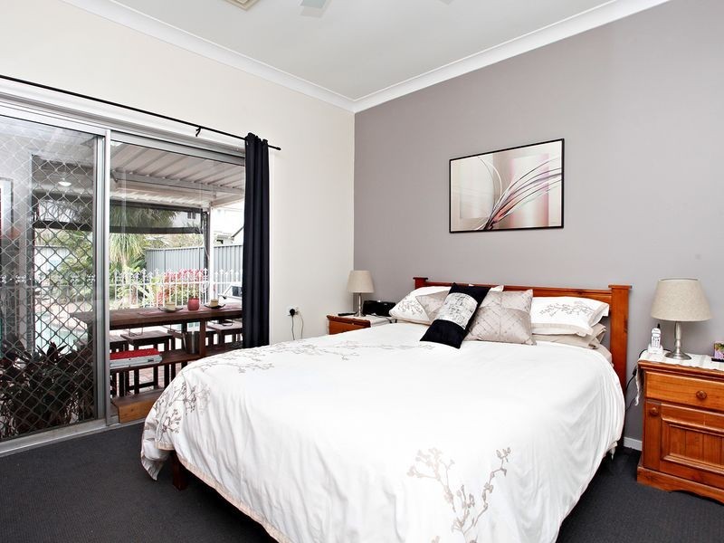 14 Kennedy St, Panania NSW 2213