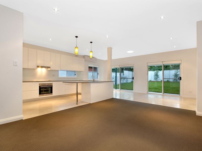 16 Mae Crescent, Panania NSW 2213