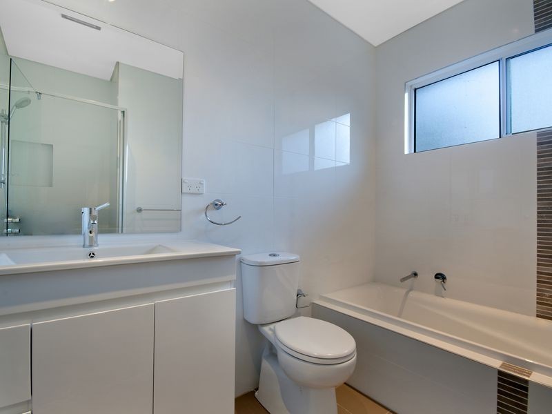 16 Mae Crescent, Panania NSW 2213