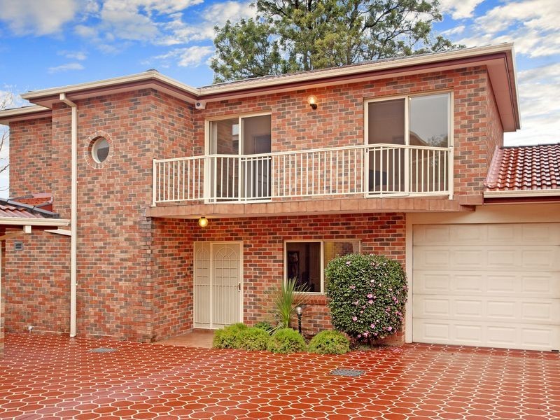 2/12 Weston Avenue, Narwee NSW 2209