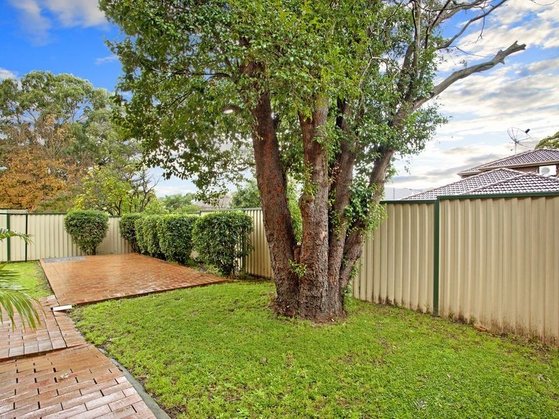 2/12 Weston Avenue, Narwee NSW 2209